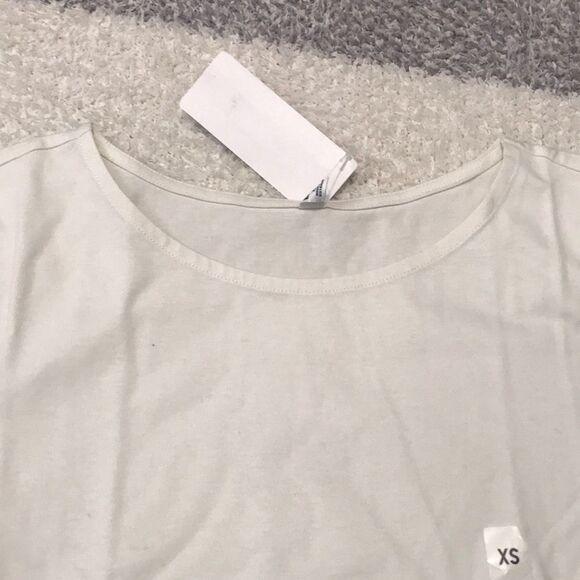 NWT- UNIQLO- XS - Picture 4 of 7